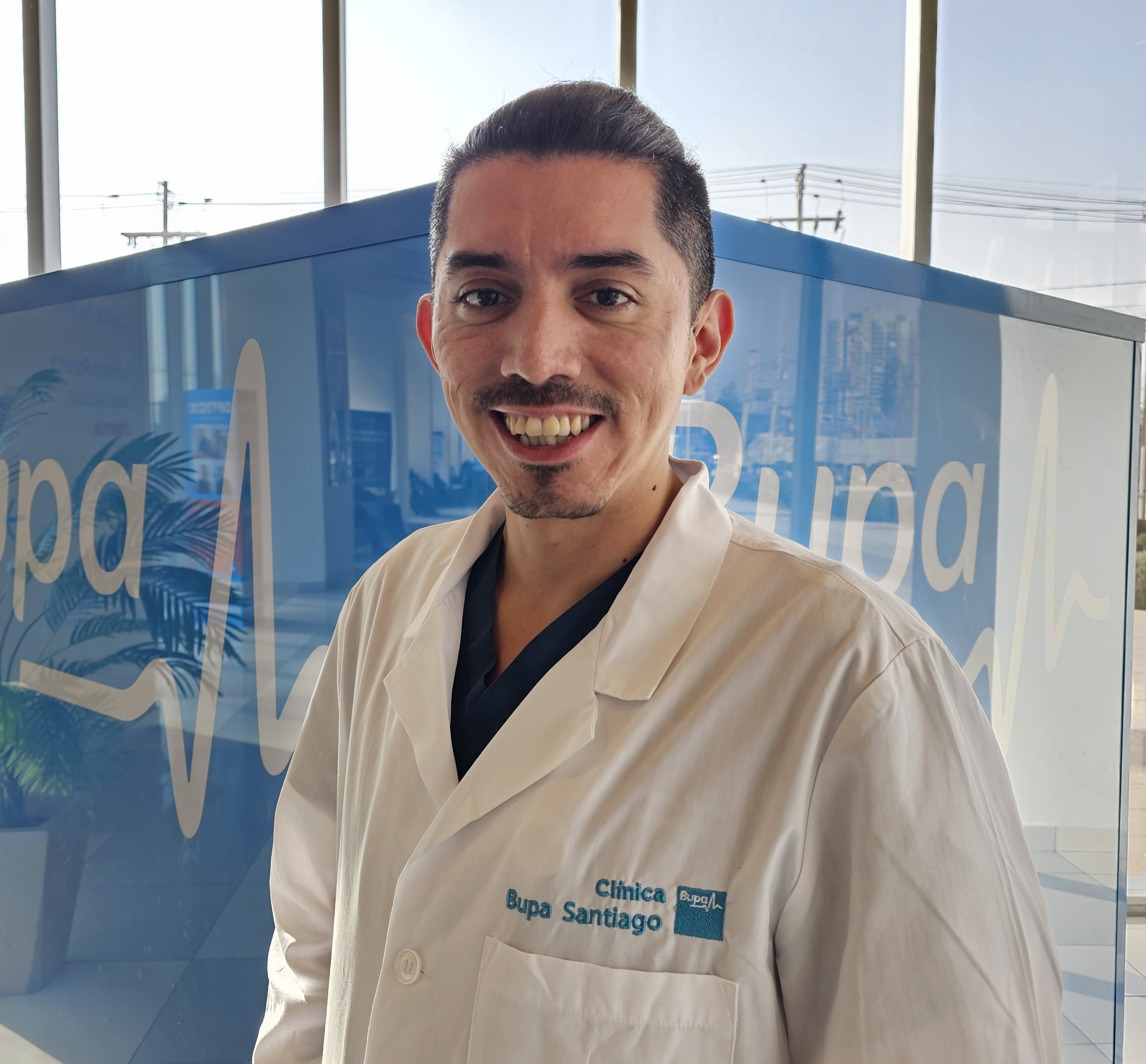 DR. FERNANDO ROJAS TORRES