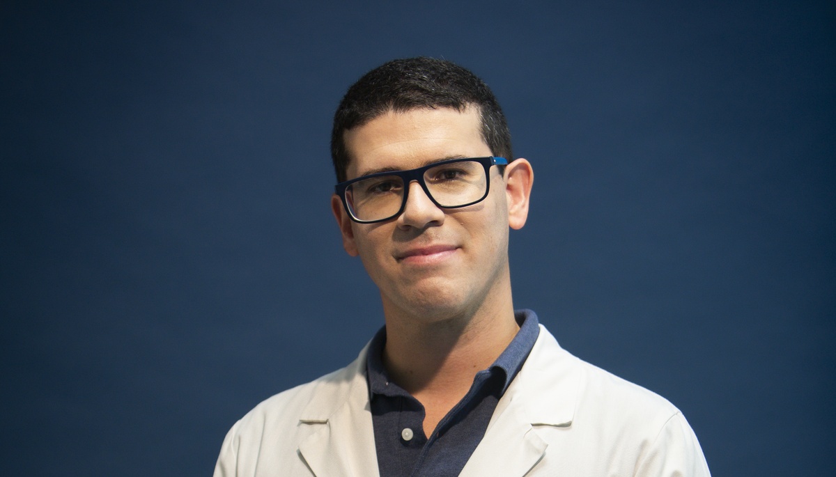 Dr. Marco Ceroni Villanelo