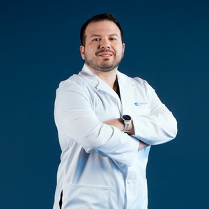Dr. Hugo Hernan Letelier Acevedo