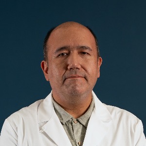 Dr. Héctor Riquelme Álvarez