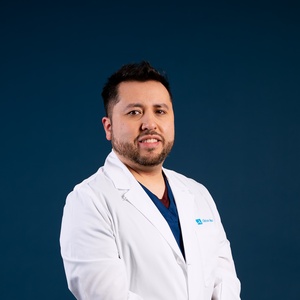 Dr. Gonzalo Choloux Arends