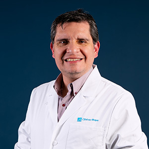 Dr. Rubén Valenzuela Matamala