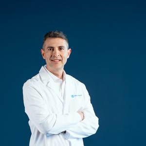 Dr(a) Mauricio Andres Lechuga Ramirez