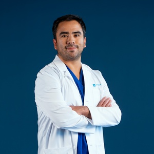 Dr. Diego Barrera Cisternas